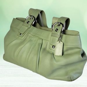 Vinrage Coach soho leather pleated shoulder bag